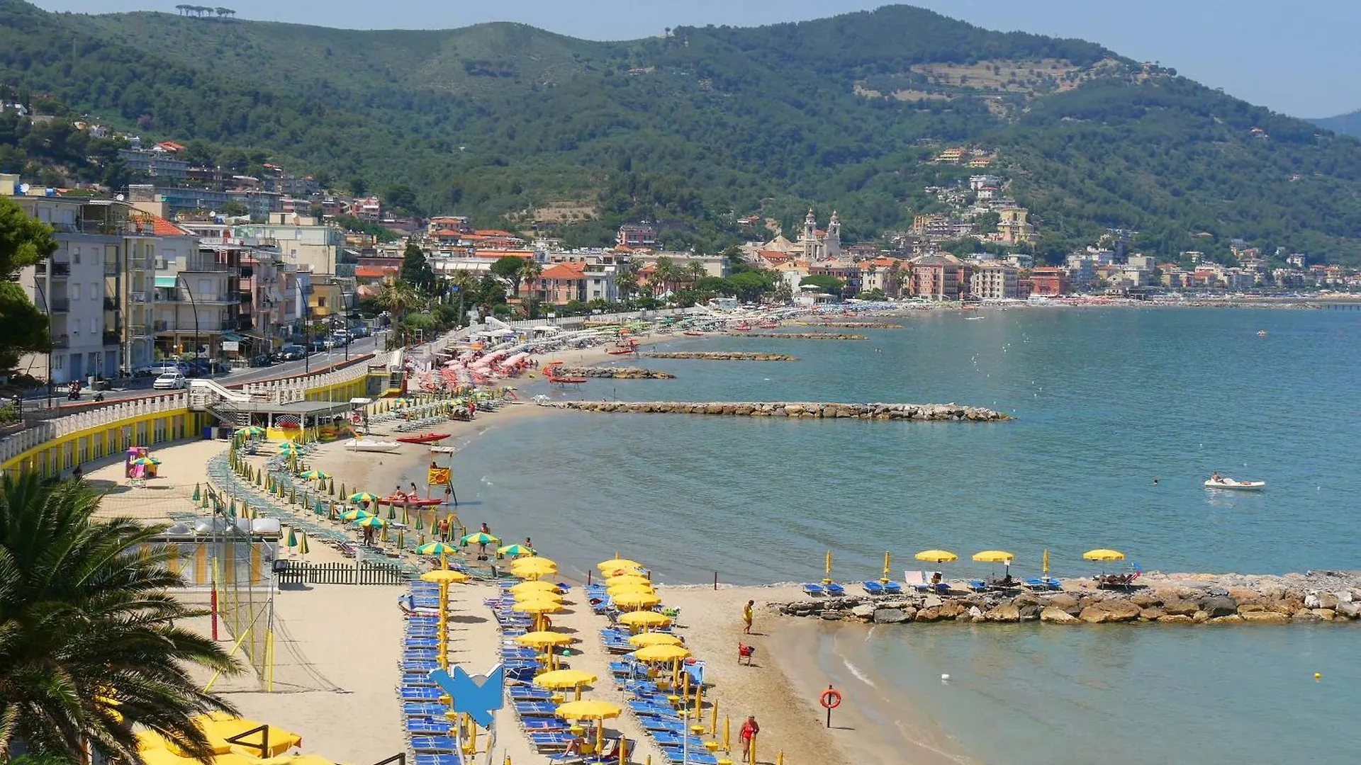 Merlo Apartments - Happy Rentals Ceriale