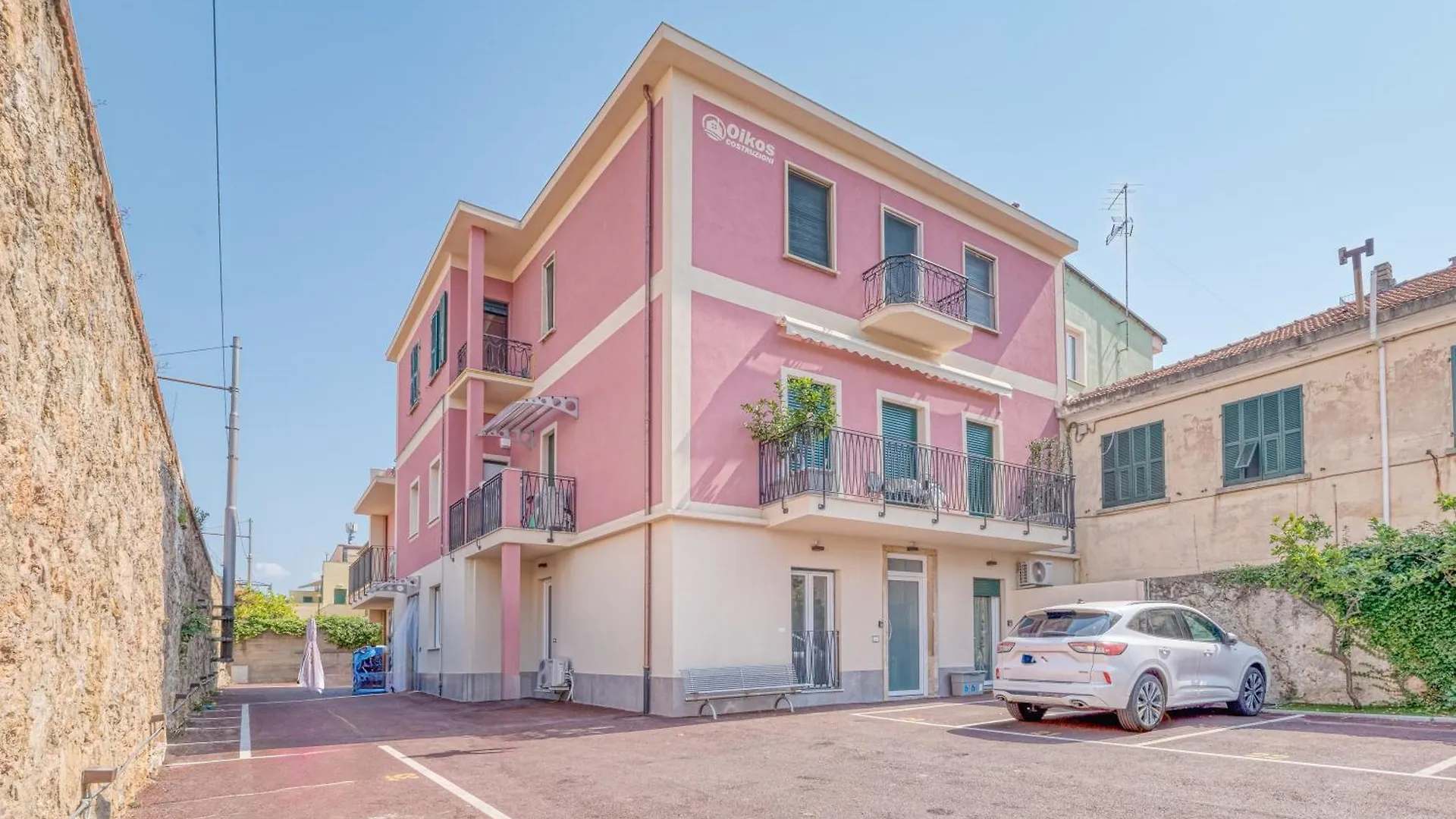 Merlo Apartments - Happy Rentals Ceriale